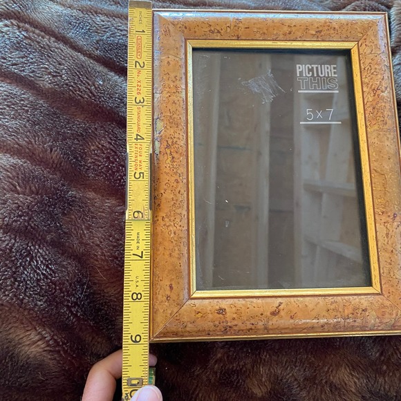 Picture This 9” x 7” Cork-Edge Photo Frame for 5”x7” Photos - Picture 6 of 7